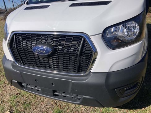 Used 2024 Ford Transit 250 Low Roof w/ Exterior Upgrade Package image 11