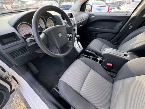Used 2009 Dodge Caliber SXT FWD image 11