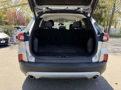 Used 2024 Ford Escape Platinum AWD/4WD image 19