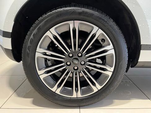 Used 2024 Land Rover Range Rover Evoque S AWD/4WD image 19