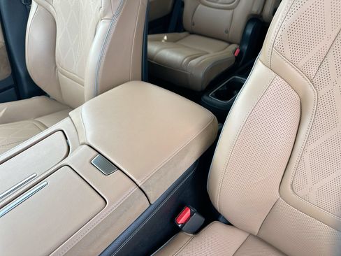 Used 2025 INFINITI QX80 Sensory AWD/4WD image 22