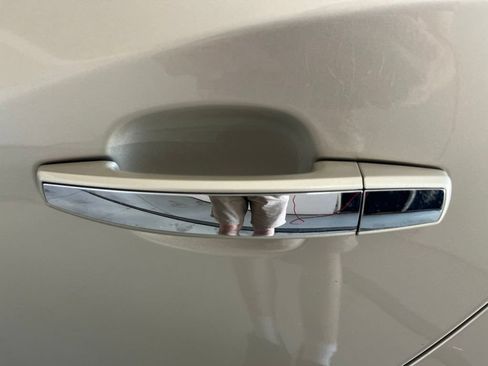 Used 2015 Buick LaCrosse FWD image 40