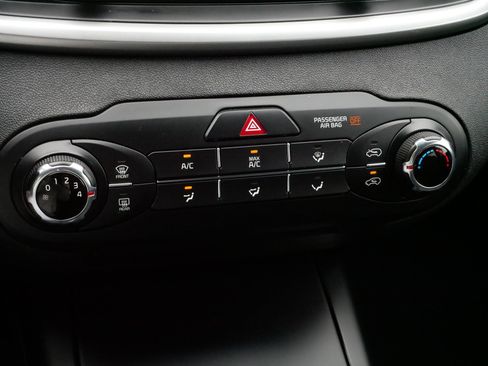 Used 2018 Kia Sorento LX AWD/4WD image 23