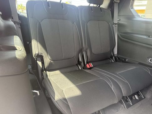 New 2026 Jeep Grand Cherokee L Laredo AWD/4WD image 9