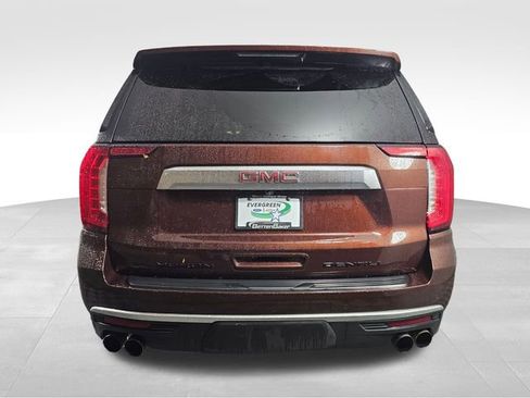 Used 2023 GMC Yukon XL Denali image 6