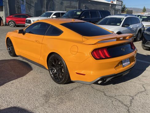 Used 2019 Ford Mustang Coupe w/ Ecoboost Performance Package image 7