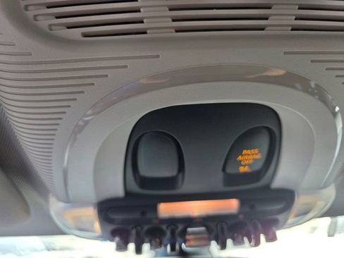 Used 2016 MINI Cooper 4-Door Hardtop FWD image 9
