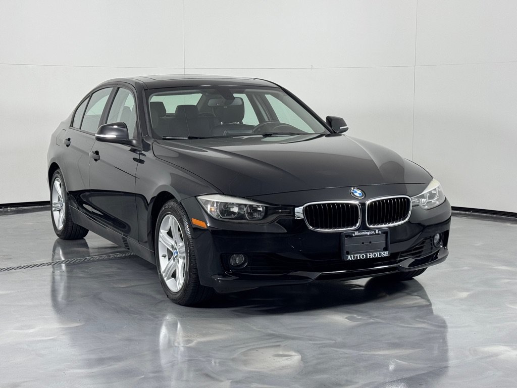 Used 2013 BMW 328i xDrive Sedan AWD/4WD image 3