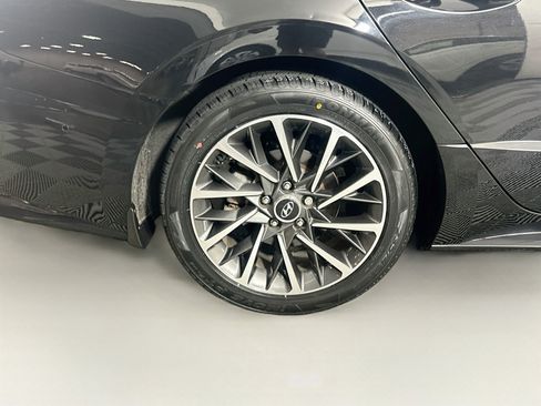 Used 2021 Hyundai Sonata Limited FWD image 11