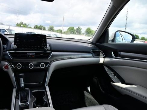 Used 2020 Honda Accord LX image 24