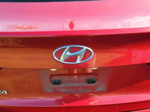 Used 2018 Hyundai Elantra Value Edition w/ Cargo Package FWD image 21