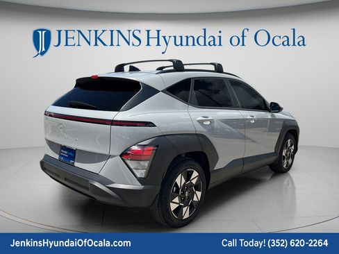 Certified 2024 Hyundai Kona SEL FWD image 3