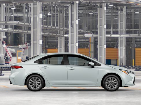 New 2026 Toyota Corolla LE w/ LE Premium Package FWD image 12