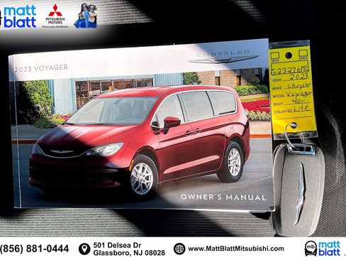 Used 2023 Chrysler Voyager LX image 12