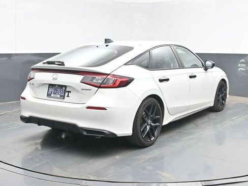 Used 2024 Honda Civic Sport image 10