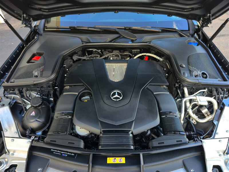 Used 2018 Mercedes-Benz E 400 Coupe image 33