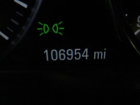 Used 2017 Buick LaCrosse Preferred image 19