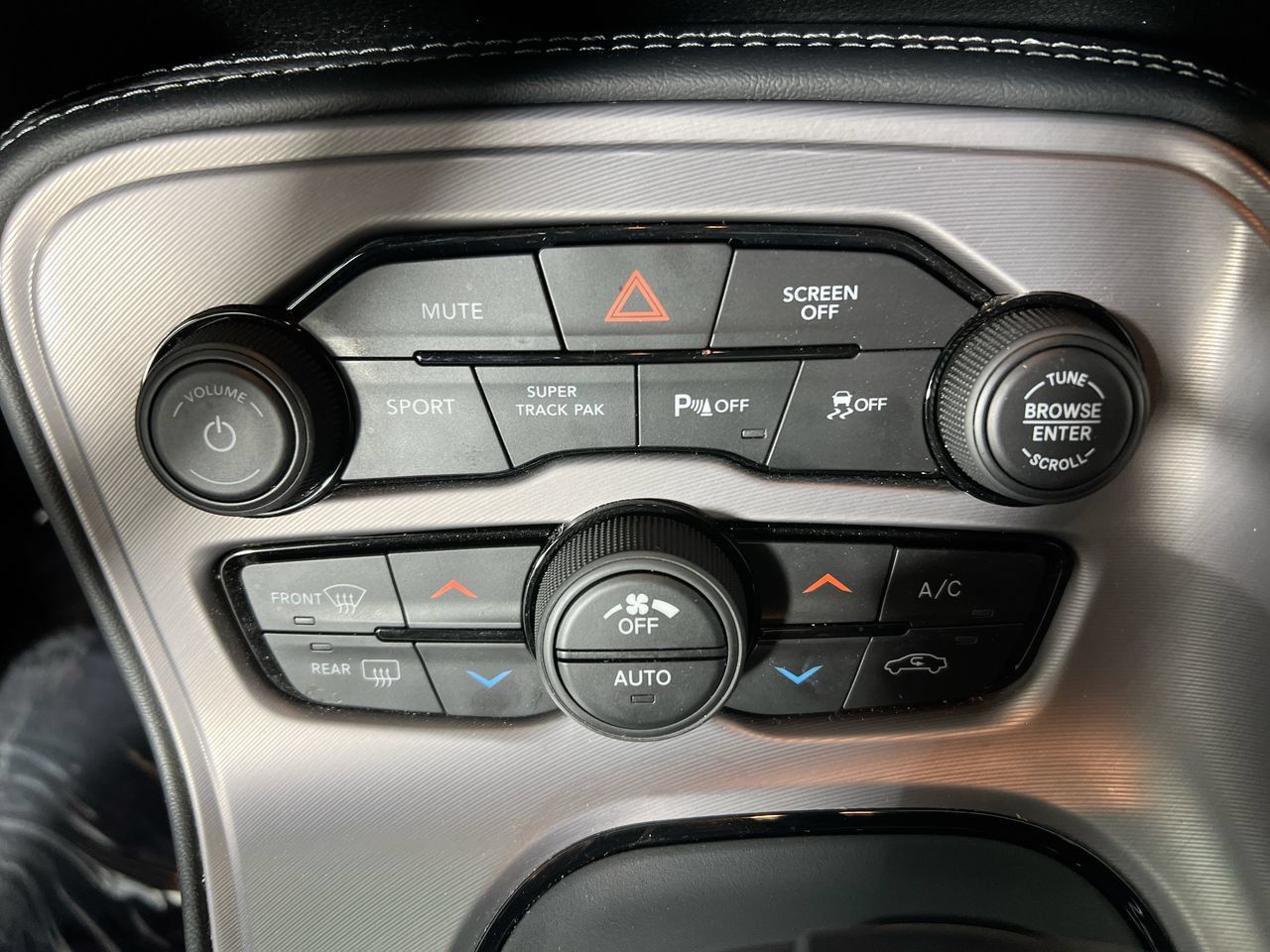 Used 2023 Dodge Challenger R/T RWD image 23