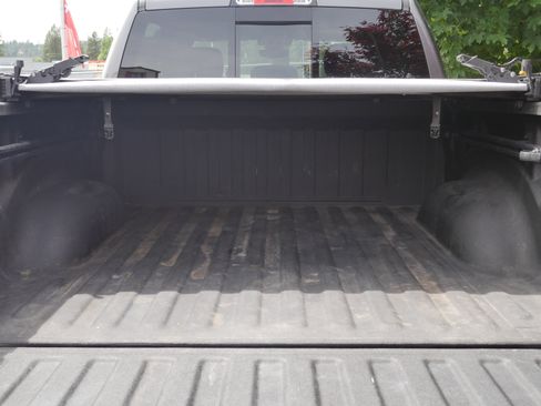 Used 2022 RAM 1500 Big Horn AWD/4WD image 23