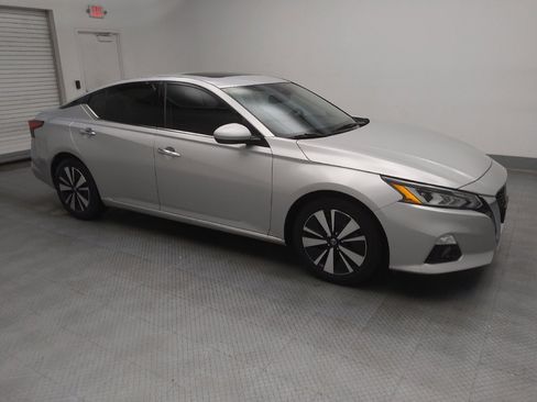 Used 2020 Nissan Altima 2.5 SL image 11