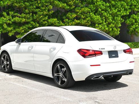 Used 2022 Mercedes-Benz A 220 image 5
