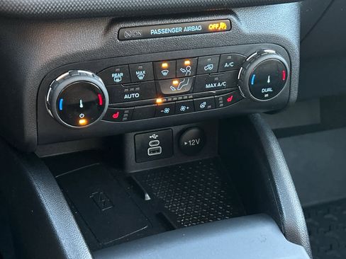 Used 2023 Ford Bronco Sport Outer Banks w/ Tech Package image 42