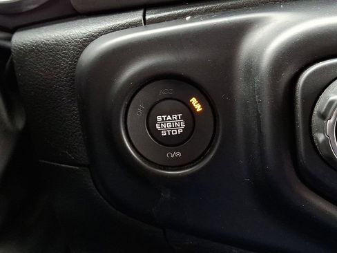 Used 2022 Jeep Wrangler Unlimited Willys image 25