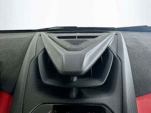 Used 2024 Lamborghini Revuelto AWD/4WD image 64