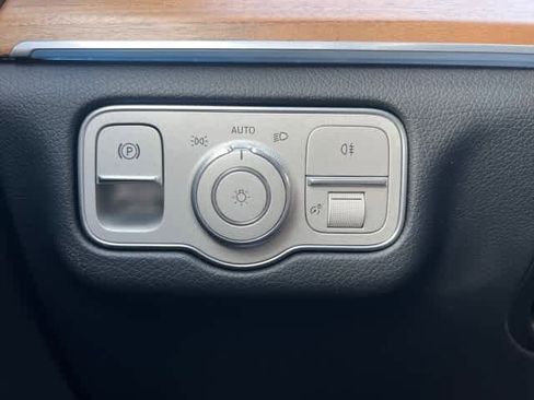 Certified 2024 Mercedes-Benz GLS 450 4MATIC image 28