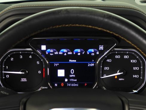 Used 2021 GMC Yukon AT4 w/ Rear Media and Nav Package image 28