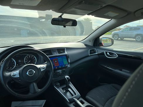 Used 2018 Nissan Sentra SV FWD image 17