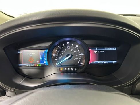 Used 2018 Ford Fusion SE w/ Equipment Group 601A image 18