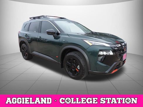 Certified 2026 Nissan Rogue SV w/ Rock Creek Premium Package AWD/4WD image 3
