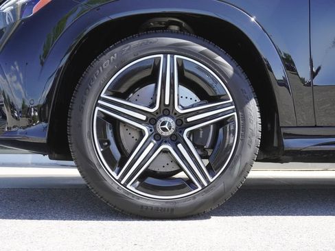 Used 2026 Mercedes-Benz GLE 450 4MATIC image 32