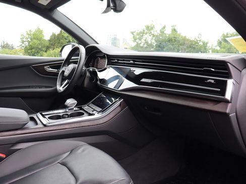 Used 2023 Audi Q8 Premium w/ Black Optic Package AWD/4WD image 19