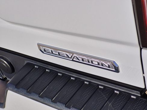 Used 2024 GMC Sierra 1500 Elevation w/ LPO, Elevation Black Package AWD/4WD image 9