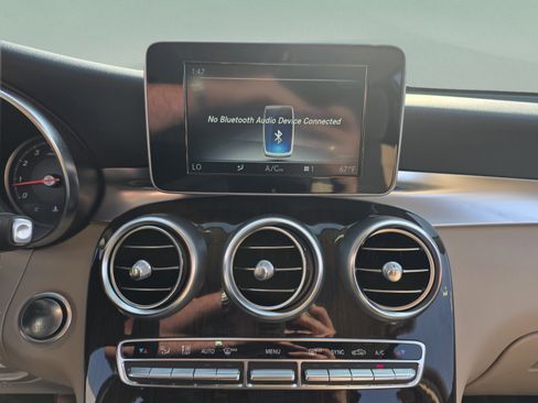 Used 2019 Mercedes-Benz GLC 300 image 16