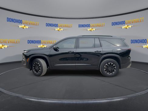 Used 2025 Chevrolet Traverse Z71 w/ Enhanced Driving Package AWD/4WD image 5