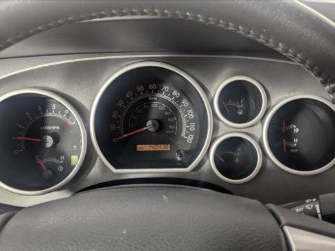 Used 2014 Toyota Sequoia SR5 w/ Premium Package image 21