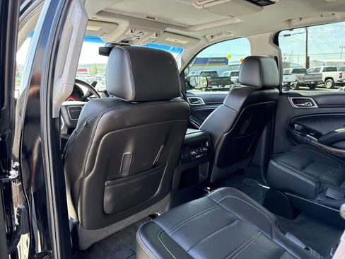 Used 2015 GMC Yukon Denali w/ Premium Package AWD/4WD image 14