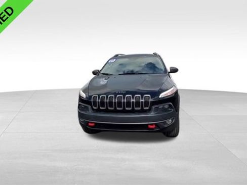Used 2017 Jeep Cherokee Trailhawk w/ Comfort & Convenience Group AWD/4WD image 4