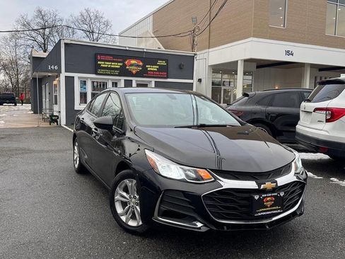 Used 2019 Chevrolet Cruze LS w/ LS Convenience Package image 1