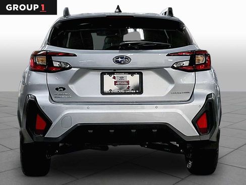 Used 2025 Subaru Crosstrek 2.5i Limited AWD/4WD image 5