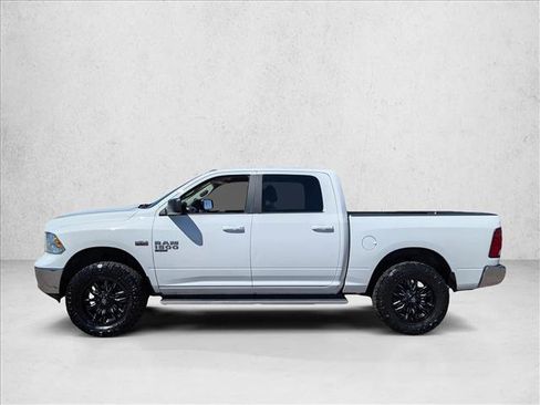 Used 2019 RAM 1500 Classic SLT image 8