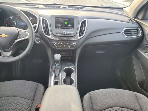 Certified 2024 Chevrolet Equinox LT w/ LPO, Floor Liner Package image 18