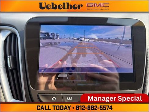 Used 2023 Chevrolet Malibu LT image 25