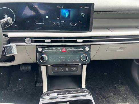 New 2026 Hyundai Tucson Limited AWD/4WD image 18