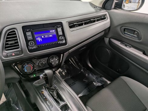 Used 2022 Honda HR-V LX image 10