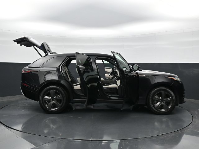Used 2023 Land Rover Range Rover Velar R-Dynamic S AWD/4WD image 55