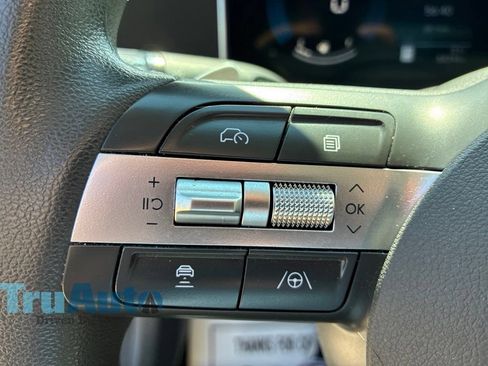 Used 2025 Hyundai Sonata SEL FWD image 27